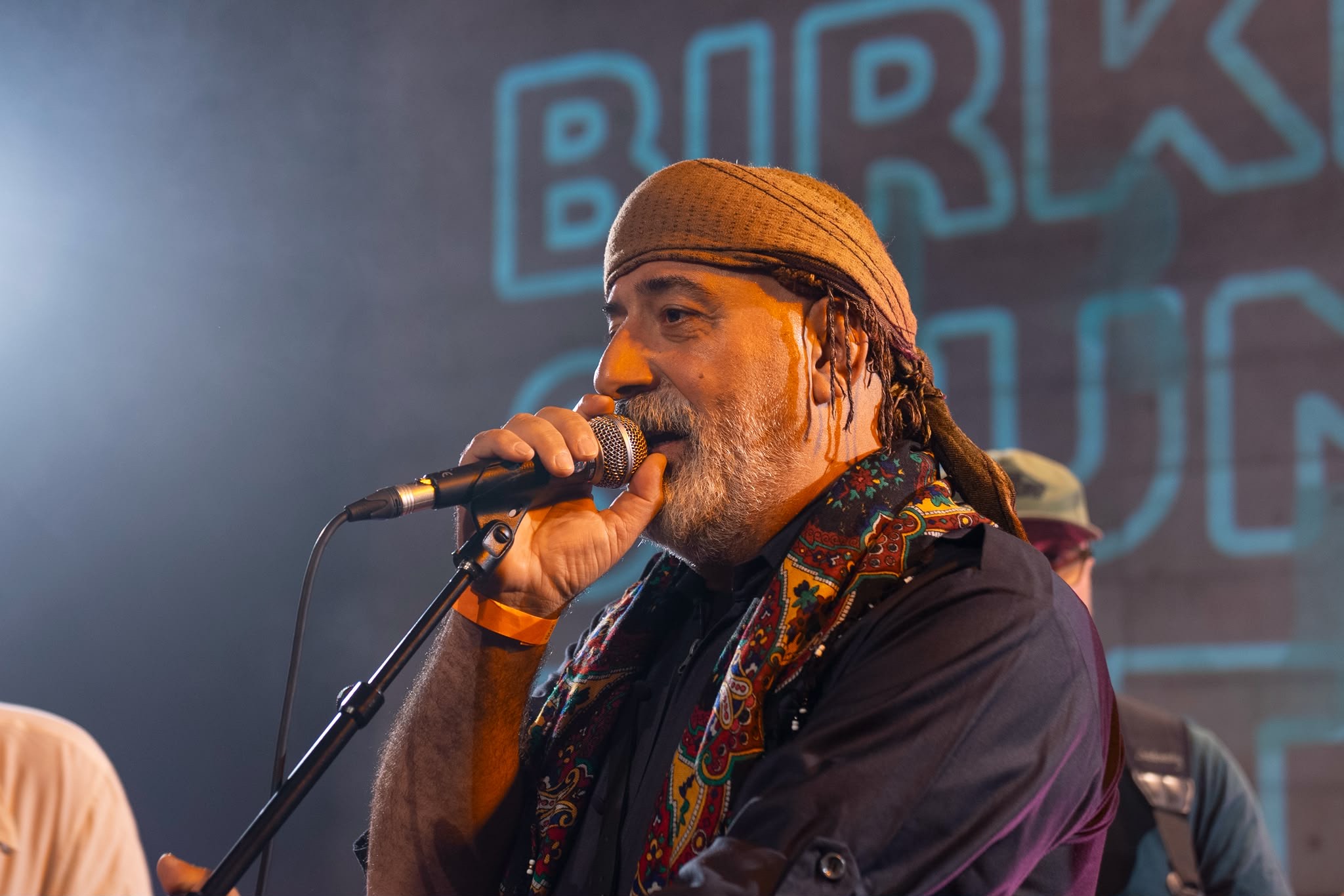 Azad Farqin